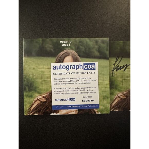 Kacey Musgraves Deeper Well AUTOGRAPHED CD COA ACOA #SC98339 - Picture 3 of 3